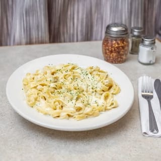 Fettuccine Alfredo