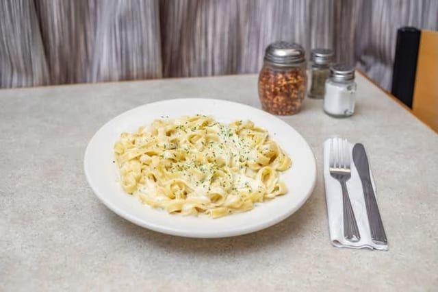 Fettuccine Alfredo.